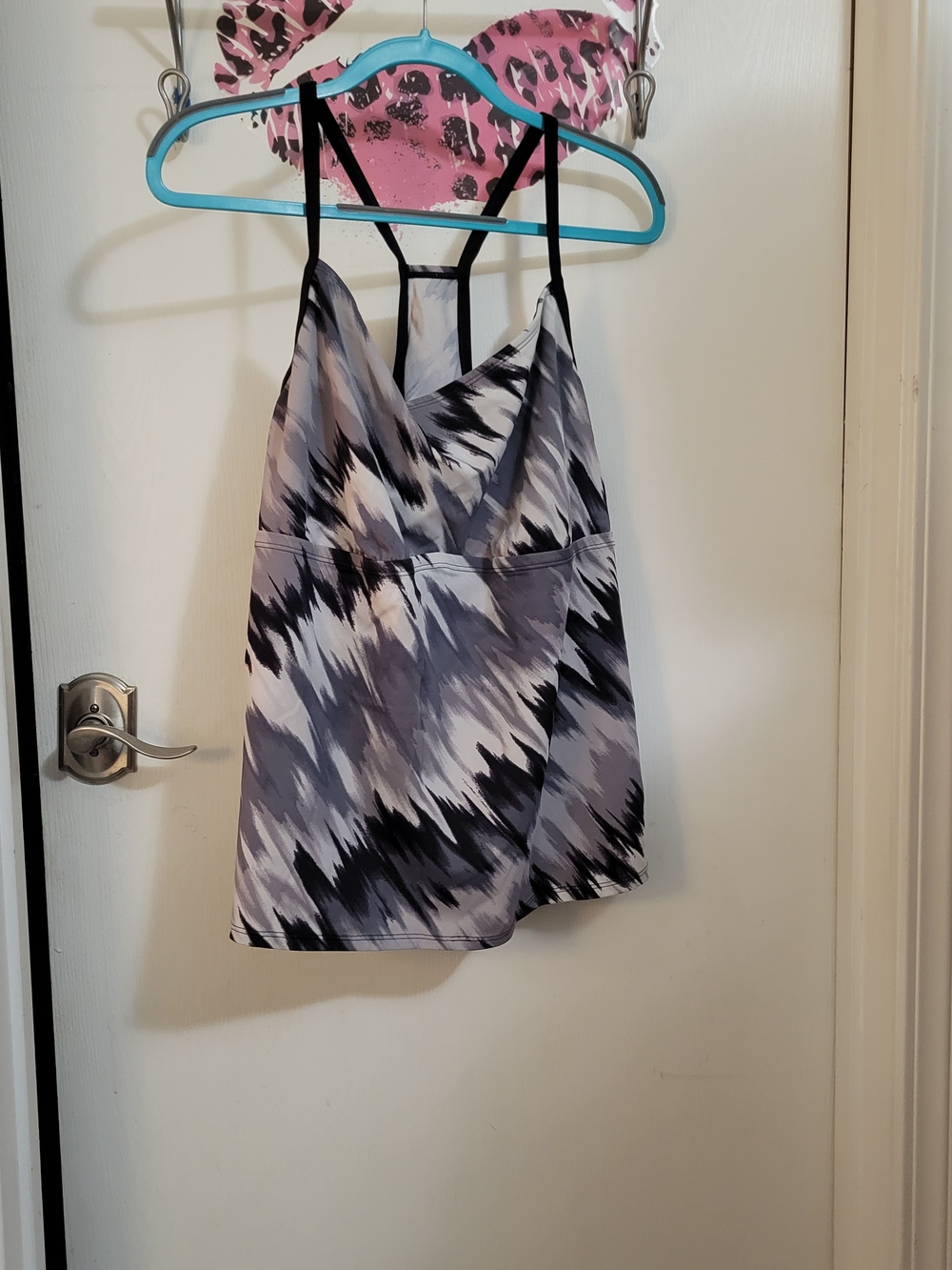 Nike Gray and Black Abstract Print Camisole Tank